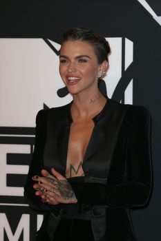 24380745_Ruby_Rose_attends_the_MTV_EMAs_
